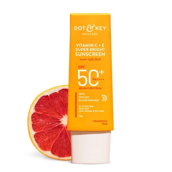Dot & Key Vitamin C + E Super Bright Sunscreen Water - Light Fluid Spf 50 + PA+++++ With Sicilian Blood Orange (50g)