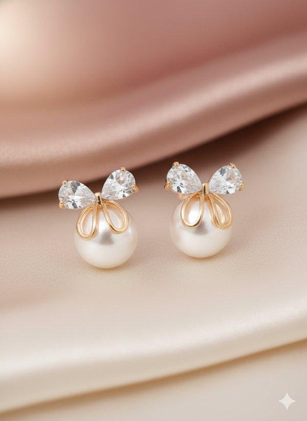 Pair of Women's Gold-Plated Pearl And Crystal Stud Earrings